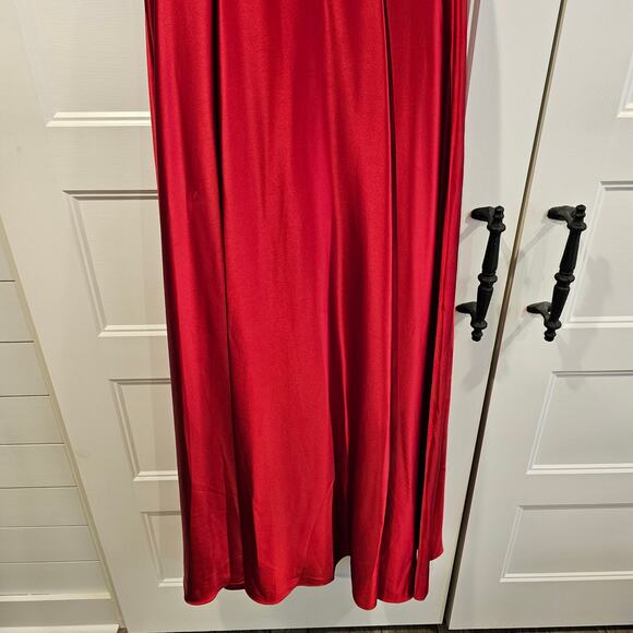 Mac Duggal 26606 Puff Sleeve A Line V Neck Satin Gown Long Dress Red Size 10 - Picture 5 of 11